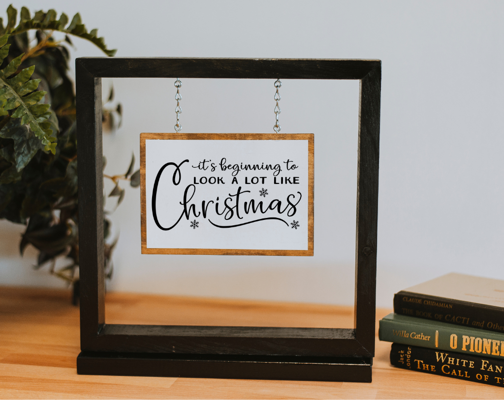 It&#39;s Beginning To Look A Lot Like Christmas Hanging Sign